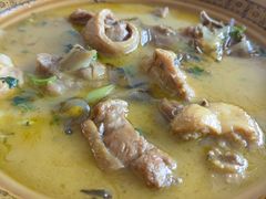 -华龙特色大骨鸡农家菜馆