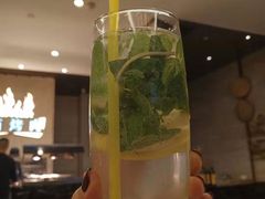 -东方红海鲜百汇(国际大厦店)