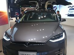 -TESLA 特斯拉(上海太古汇体验店)
