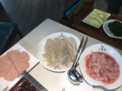 -小牛叔鲜切牛肉·火锅·烤肉自助(公济桥路店)