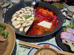 跷脚鸳鸯锅-鸿姐老火锅(静安店)