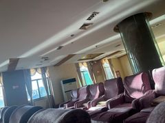 -金孔雀温泉旅游度假村