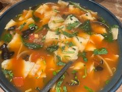揪片子汤面-耶里夏丽·丝路新疆菜·清真食品(徐家汇臻选店)