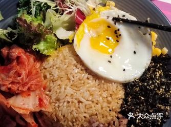 就在长沙旅游的时候找到了一家特别好吃又好玩的酒吧餐吧