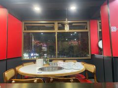 -鲁员外地锅鸡地锅鱼(古墩路店)