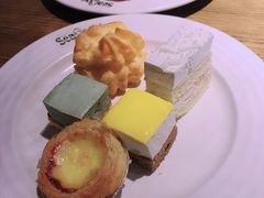 -亚马逊海鲜自助餐厅(惠山万达店)