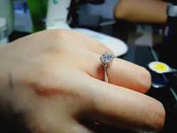 -威德钻石-克拉钻大本营(南京东路店)