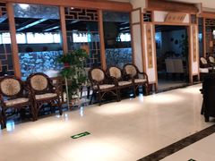 等位区-渝信川菜(西单店)