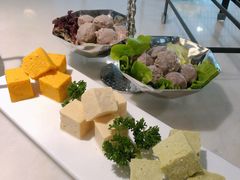 -左庭右院鲜牛肉火锅(浦江欢乐颂店)