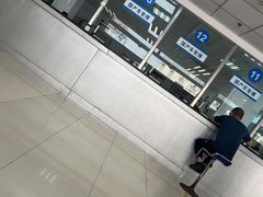 -上海外高桥汽车交易市场