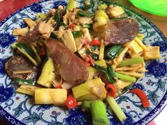 腊肠竹笋-生态苑农庄(十里画廊遇龙河店)