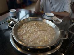-老来福·非遗酸汤兔(凯旋路店)