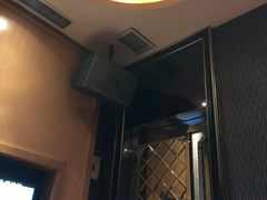 -GAGA主题量贩式KTV平价店(工大店)