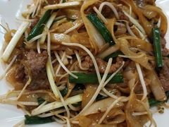 干炒牛河-九龙湾茶餐厅(东门店)