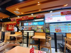 大堂-每味每客·重庆麻辣烫(国泰店)