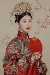 -蒙娜丽莎婚纱摄影(爱城总店)
