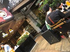 -何师烧烤·香辣蟹·川菜·30年老品牌(太古里旗舰店)