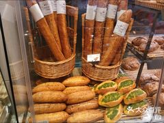 -巴黎贝甜(泗泾店)