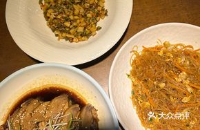 Sour Cabbage Noodles