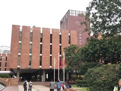 -香港理工大学