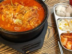 -吴草鸡爪오초닭발韩食堂(融恒盈嘉中心店)