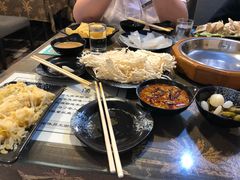-小窝头炭火铜锅