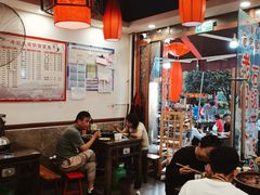 大堂-老船夫石锅苗苗鱼·老字号(三道堰总店)