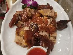 -荣誉国际酒店-云顶旋转餐厅