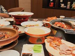 -阿瓦山寨·湘菜现炒·剁椒鱼头王(咸阳总店)