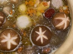 -永記粤菜·五指毛桃花雕鸡煲(九亭店)