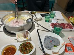 -浪里寻·臻牛养生牛肉火锅(方圆荟店)