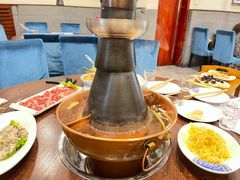 -楼外楼大刀肉传统火锅居(幸福街店)