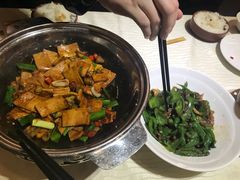 -毛家饭店(今洲广场店)