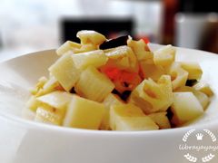 炝拌白莲藕-铜来聚老北京涮肉(恒隆广场店)