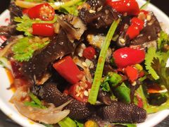 椒麻无骨鸡爪-蛙三泡椒牛蛙(万象城店)