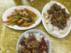 -正宗牛奇排骨饭(第一分店)