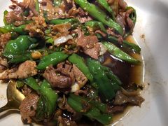 -费大厨辣椒炒肉(高铁吾悦广场店)