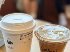 栀子花梨香拿铁-Seesaw Coffee(朝阳大悦城店)