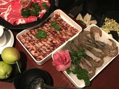 -重庆爽翻天老火锅(临平万达广场店)