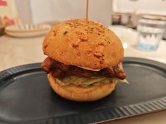 -必胜客(威高广场店)