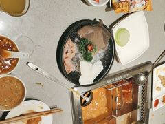 -海底捞火锅(高新万达店)