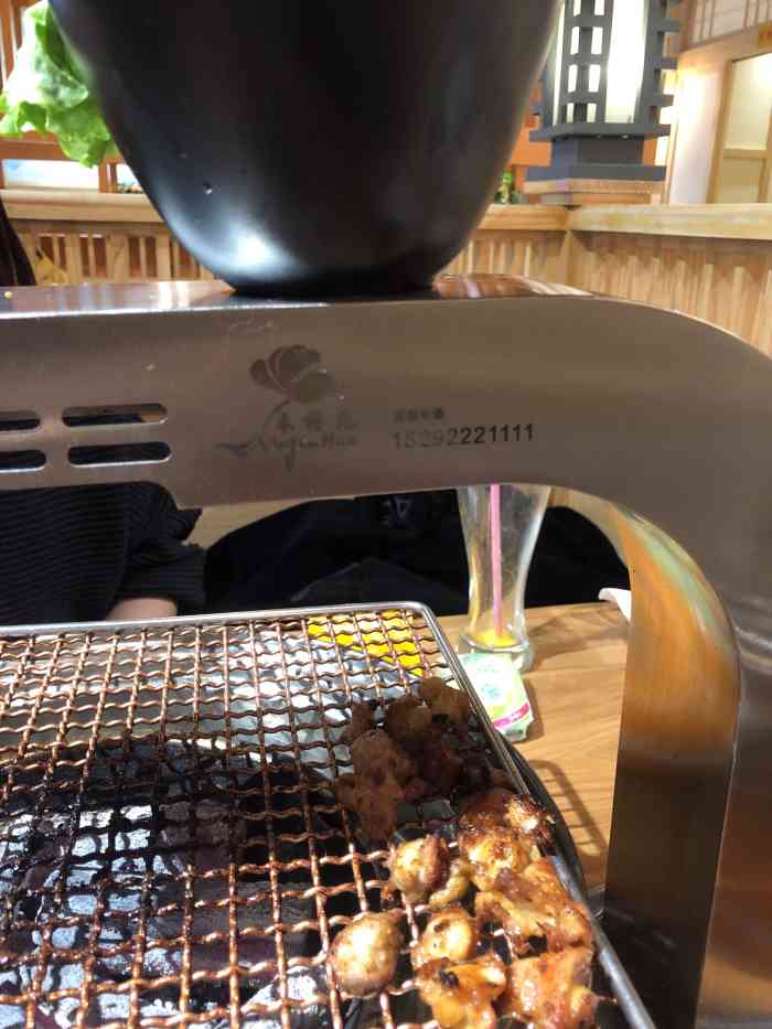 木槿花黑牛果木烤肉料理(万达店)-"位于榆林市万达广场,位置很好找