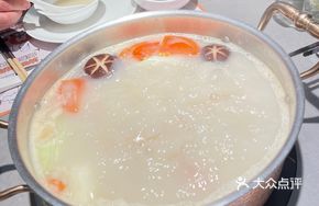 Adu Hot Pot