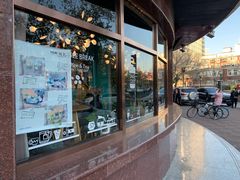 -ZING COFFEE 镜咖啡