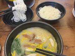 -桥香园云南过桥米线(红龙井店)