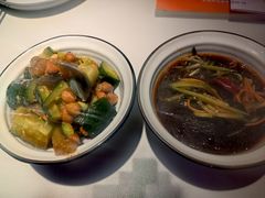 -鸣记脆皮烤鱼·海鲜烤鱼(三八广场店)