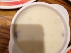 奶油蘑菇汤-比格比萨自助(花园路店)