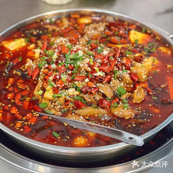 大佬肥肠鸡·美蛙肥肠鱼(石台路总店)