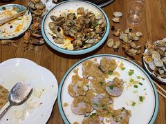 -东来菜馆•手抓海鲜家常菜•海鲜锅贴(鸽子窝店)
