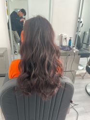-LILI·HAIR SALON理理造型